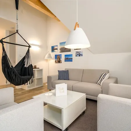 Zolima - - Familie - Paare - E-bike Ladestation