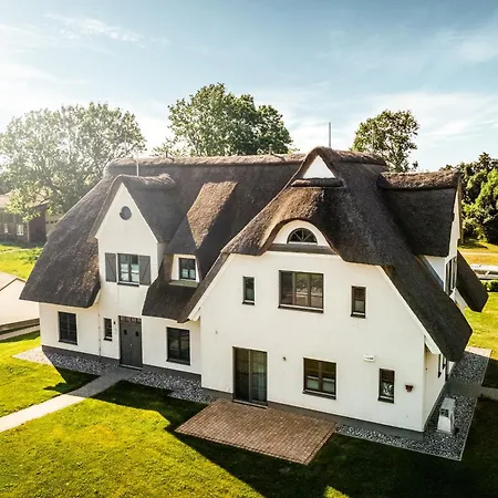 Zolima - - Familie - Paare - E-bike Ladestation * Stolpe auf Usedom